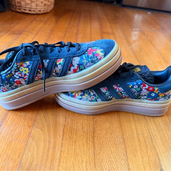 Adidas Gazelle Bold x Liberty London Floral Embroidery sneaker black size 6.5 - Picture 3 of 9